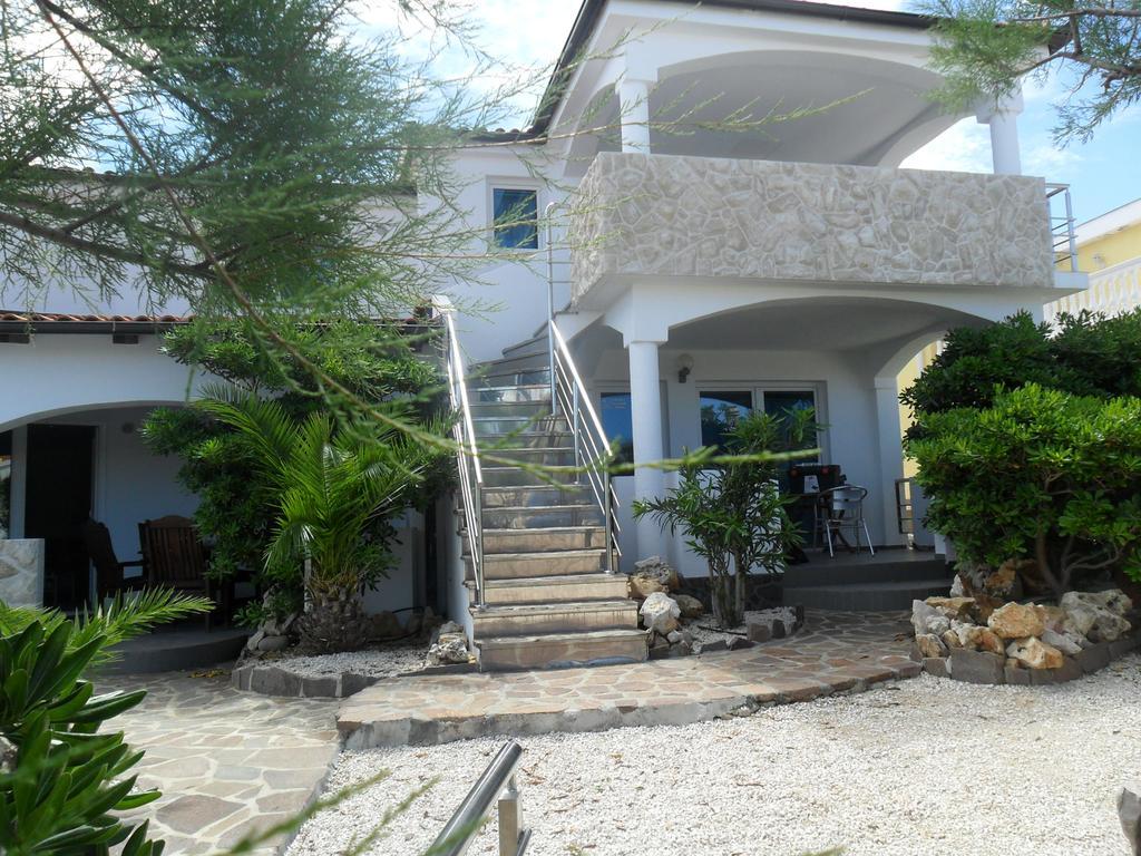 Vila Filipasic Apartamento Vir Exterior foto